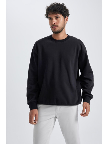 DEFACTO Oversize Fit Crew Neck Basic Sweatshirt