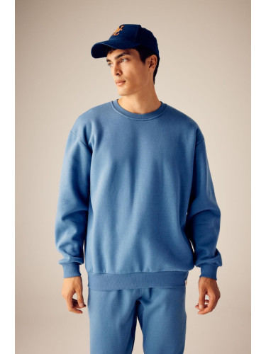 DEFACTO Oversize Fit Crew Neck Basic Sweatshirt