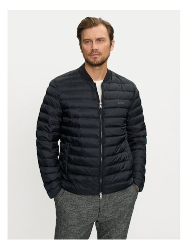 Gant Пухено яке 7006300 Черен Regular Fit