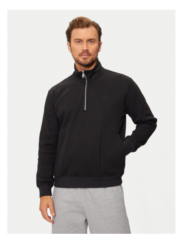 adidas Суитшърт Trefoil Essentials IW5807 Черен Regular Fit