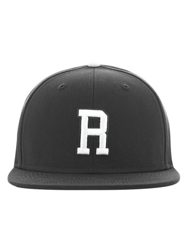 Letter Snapback R