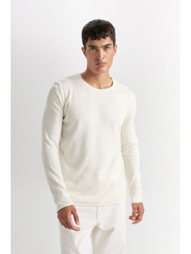 DEFACTO Men's Ecru Relax Fit Casual Cut Crew Neck Basic Knitwear Sweater