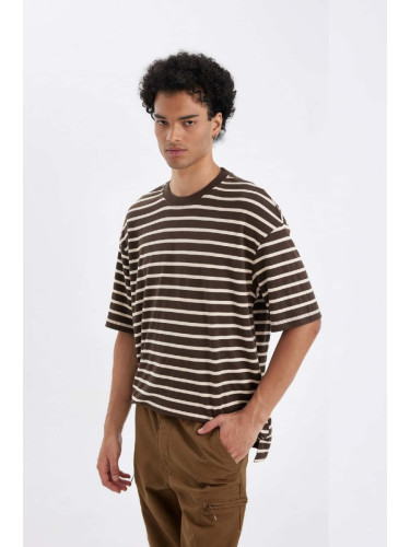 DEFACTO Men's Coffee Relaxed Cut Crew Neck Ecru Striped Heavy Fabric Short Sleeve T-Shirt