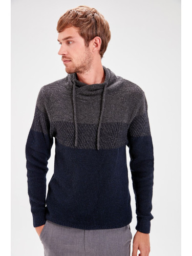 Trendyol Navy Blue Regular Shawl Collar Color Block Knitwear Sweater