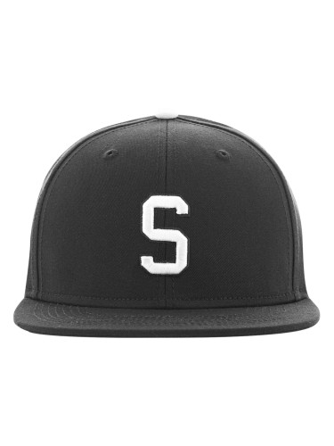 Letter Snapback S