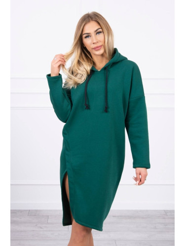 Dress with a hood and a slit on the side green