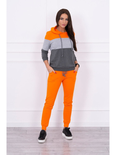 Set with colored stripes orange+gray