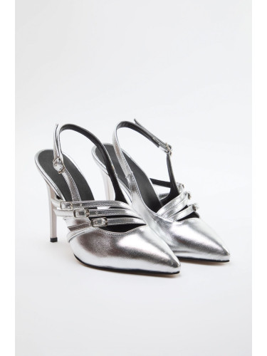 Trendyol Silver Band Detailed Pointed Toe Women's Thin Heel Shoes