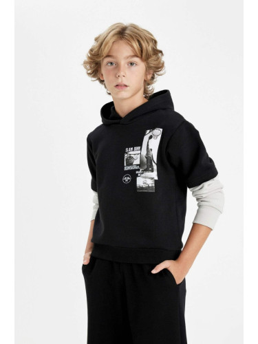 DEFACTO Boy Regular Fit Hooded Sweatshirt