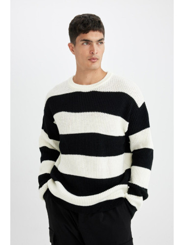 DEFACTO Men's Black Relax Fit Casual Cut Crew Neck Striped Textured Knitwear Sweater