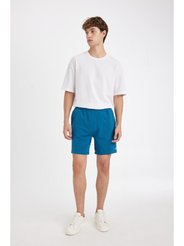 DEFACTO Slim Fit Skinny Shorts