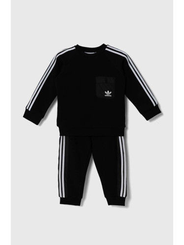 Детски анцуг adidas Originals CREW SET в черно IX7517