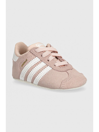 Бебешки кожени обувки adidas Originals GAZELLE CRIB в розово JI2045