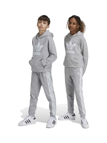 Детски спортен панталон adidas Originals TREFOIL PANTS в сиво с меланжов десен IY7485