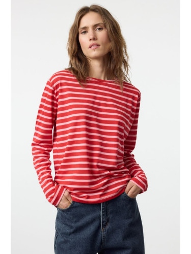 Trendyol Red-Pink Striped Regular/Normal Pattern Basic Crew Neck Knitted T-Shirt