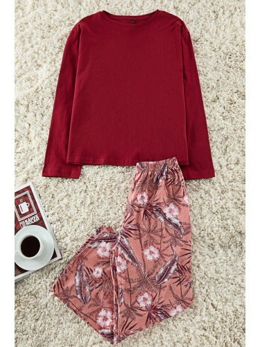 Trendyol Burgundy Floral Capri Knitted Pajama Set