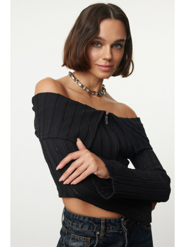 Trendyol Black Zipper Detailed Carmen Collar Crop/Short Regular/Normal Fit Knitted Blouse