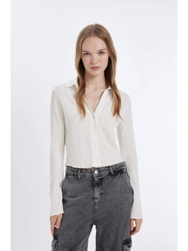 DEFACTO Cool Fitted Basic Plain Buttoned Long Sleeve Crop White Shirt