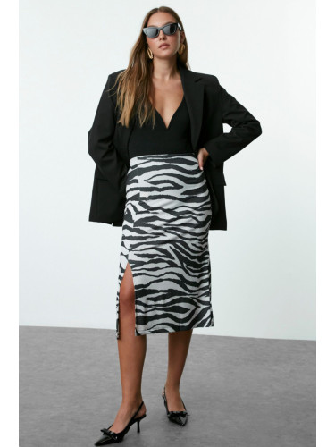 Trendyol Black Animal Printed Stretch Pencil Skirt