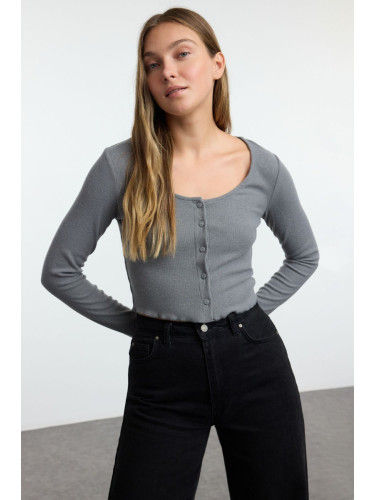 Trendyol Grey Fitted/Body-Sit Pool Neck Flexible Knitted Blouse