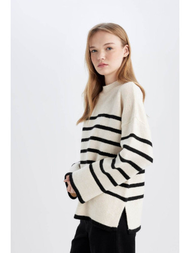 DEFACTO Oversize Fit Wide Pattern Half Turtleneck Striped Knitwear Sweater