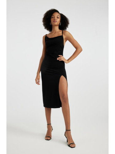 DEFACTO Scoop Neck Slit Strap Black Midi Dress