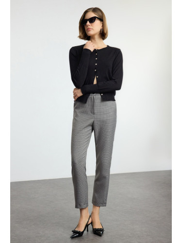 Trendyol Gray Plaid Cigaratte Woven Trousers