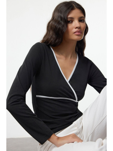 Trendyol Black Piping Detailed Fitted/Body-Sit Regular Knitted Blouse