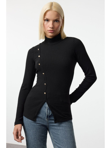 Trendyol Black Fitted/Body-Smooth Button Detailed Elastic Knitted Blouse