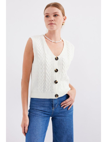 Bigdart 15882 Buttoned Short Knitwear Vest - White