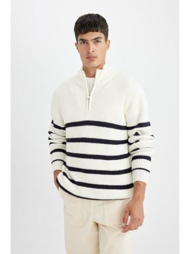 DEFACTO Standard Fit Stand Collar Half Zipper Striped Knitwear Sweater