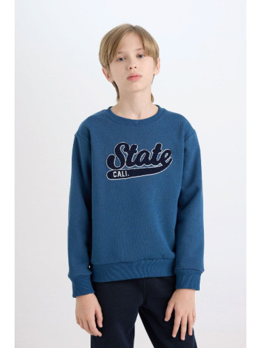 DEFACTO Boy Navy Blue Regular Fit Crew Neck Embroidered Thick Sweatshirt