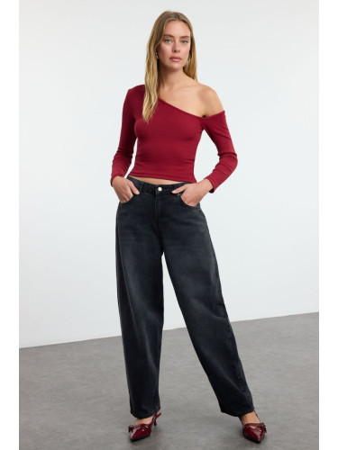 Trendyol Burgundy Fitted Asymmetrical Neckline Off Shoulder Ribbed Knitted Blouse