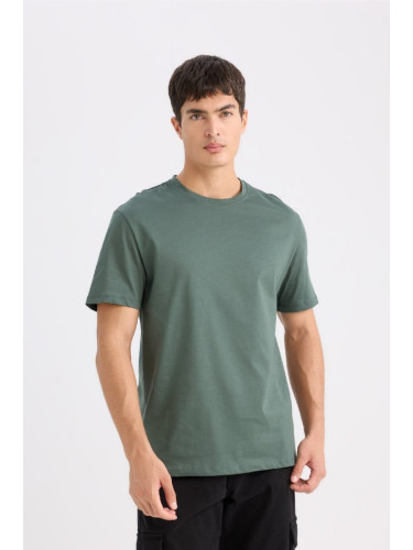 DEFACTO New Regular Fit Crew Neck Basic Plain Short Sleeve T-Shirt