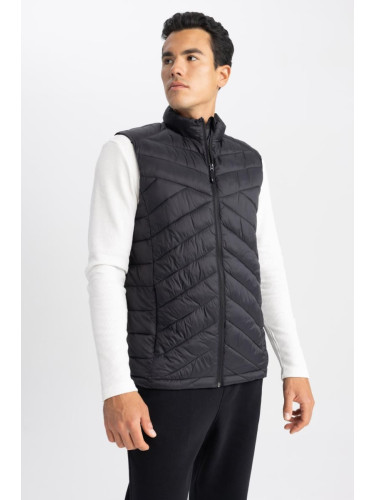 DEFACTO Fit Slim Fit Water Repellent Puffer Vest