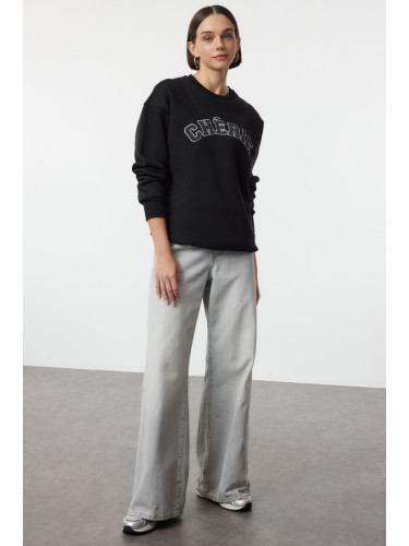 Trendyol Black Thick Polar Fleece Oversize/Relaxed Cut Slogan Embroidered Knitted Sweatshirt