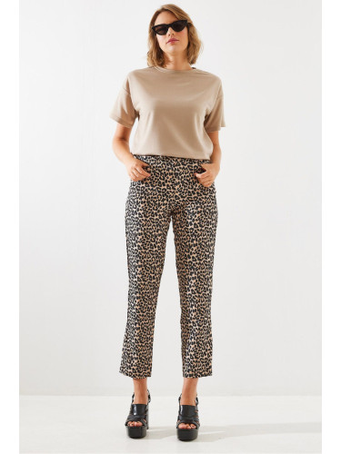 Bianco Lucci Women's Leopard Print Trousers MBMS007