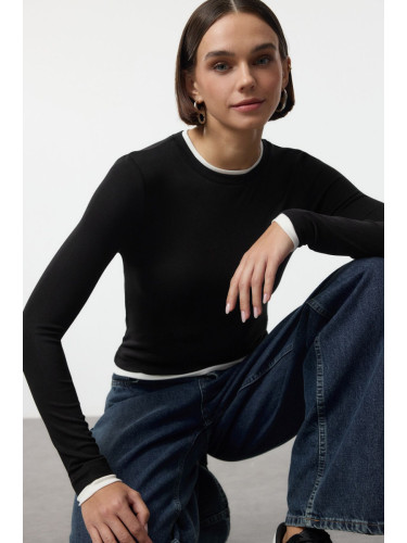 Trendyol Black Color Block Fitted/Body-Smoothing Viscose/Soft Fabric Flexible Knitted Blouse