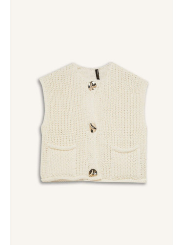 DEFACTO Relax Fit Button Closure Pocket Knit Vest