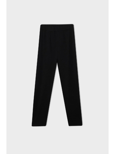 DEFACTO Straight Fit Elastic Waist Pleated Basic Plain Trousers