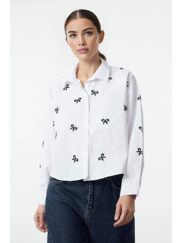 Trendyol White Bow Embroidery Detailed Woven Shirt