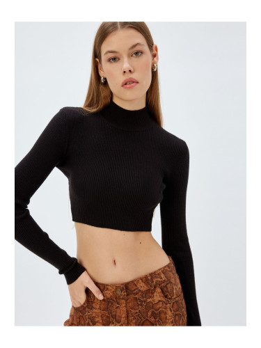 Koton X Zeynep Bastık - Turtleneck Knitwear Crop Sweater Long Sleeve Slim Fit