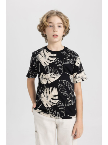 DEFACTO Boy's Crew Neck Patterned Short Sleeve T-Shirt