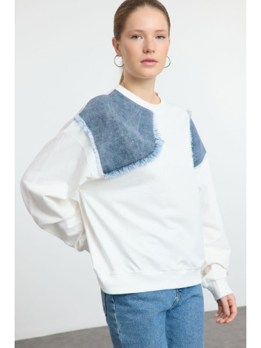 Trendyol Ecru Denim Detailed Regular/Normal Pattern Knitted Sweatshirt