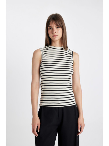 DEFACTO Crew Neck Sleeveless Cotton Striped Bodysuit/Undershirt