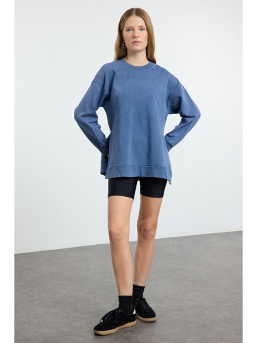 Trendyol Indigo*001 Oversize/Wide Pattern Washed Slit Detailed Polar Fleece Knitted Sweatshirt