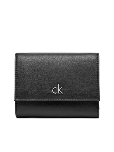 Малък дамски портфейл Calvin Klein Ck Daily Medium Trifold_Pbl K60K612851 Черен