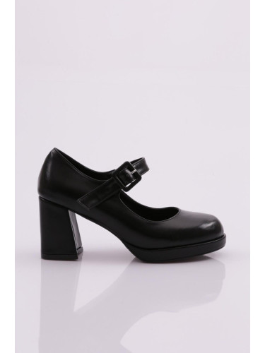 DGN 3526 Women's Heeled Shoes Black