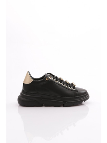 DGN Es864 Women's Thick Crystal Stone Sneakers