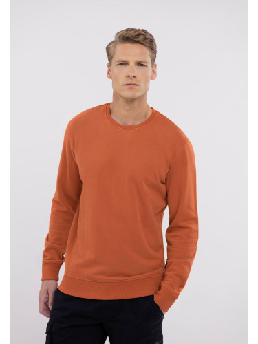 Volcano Man's Sweatshirt B-Andy